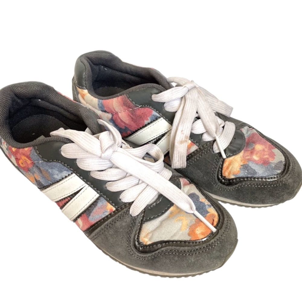 Floral Suede Lace-Up Sneakers EUC 4 trainers flowers gray athletic